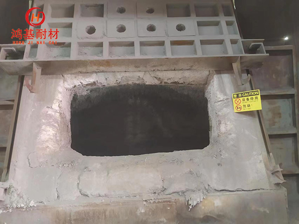 青海熔鋁爐設計