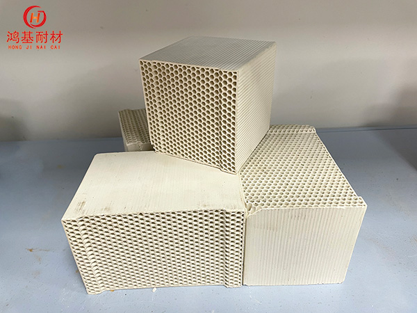 陶瓷蜂窩蓄熱體